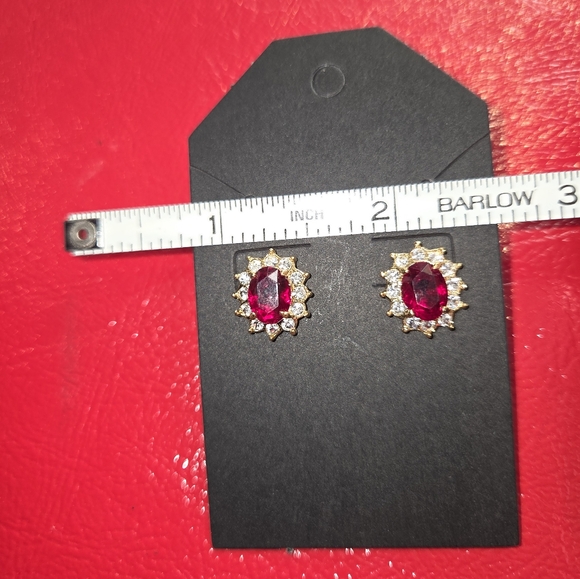 Avon Garnet Earrings - Picture 3 of 4
